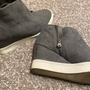 Grey Suede ankle boots with a wedge